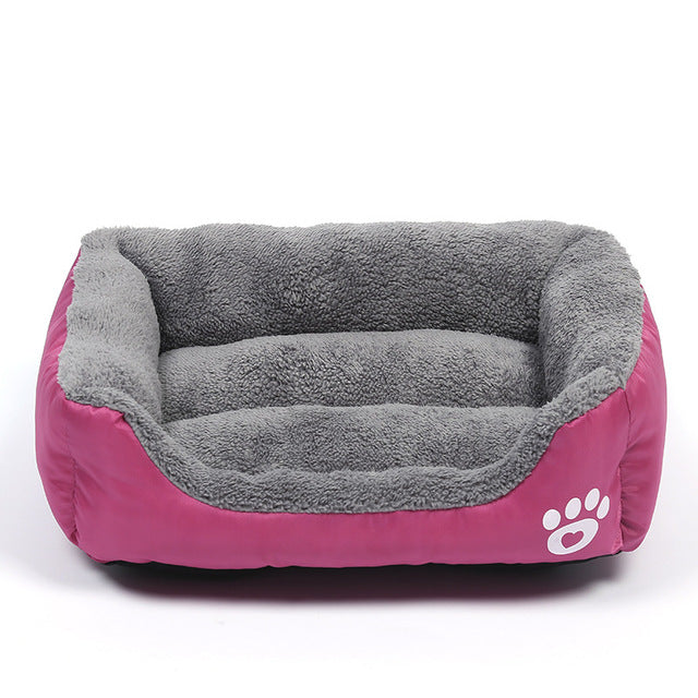 Cozy Pet Bed with Soft Fuzzy Lining