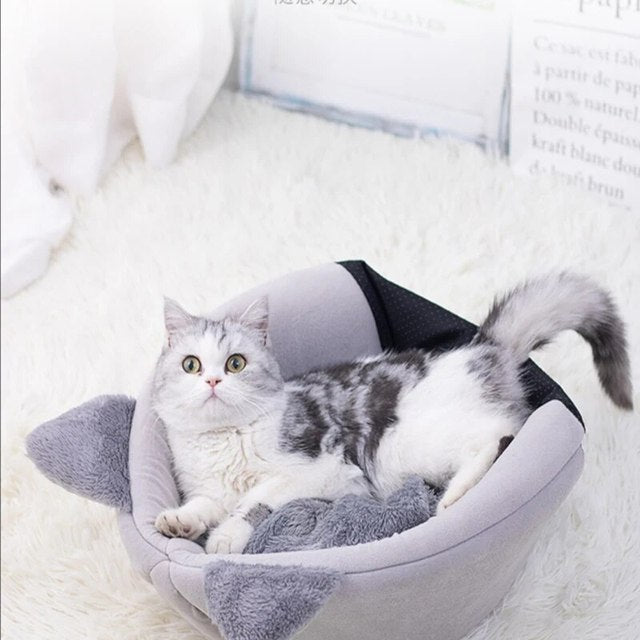 Cozy Cat Hideaway Bed