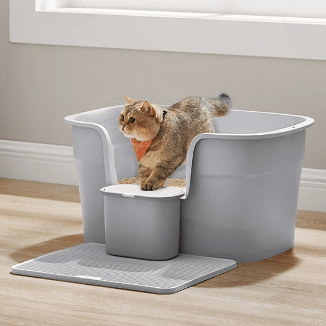 Easy Clean Large Covered Cat Litter Box with Scoop