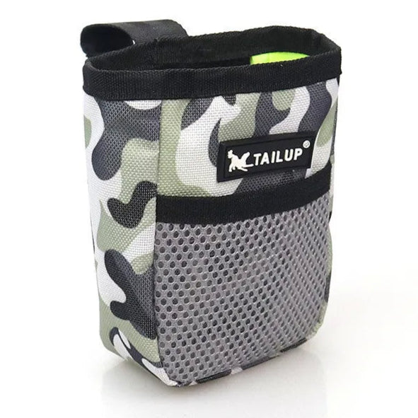 Convenient Pouch for Rewarding Dogs with Treats