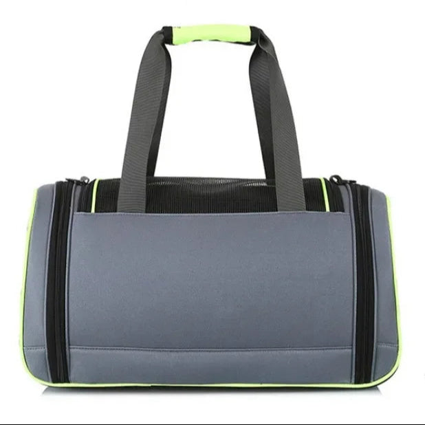 Comfortable Ventilated Pet Carrier Bag for Cats And Dogs