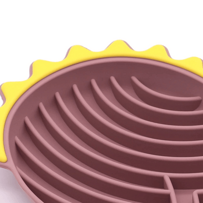 Spill Proof Pet Feeding Mat for Dogs and Cats