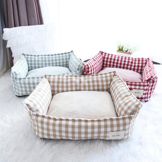 Plaid Small Pet Bed for Dogs and Cats