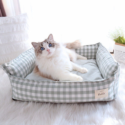 Plaid Small Pet Bed for Dogs and Cats