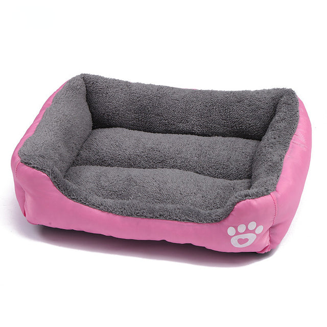 Cozy Pet Bed with Soft Fuzzy Lining