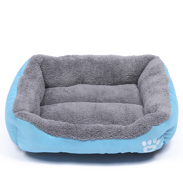 Cozy Pet Bed with Soft Fuzzy Lining