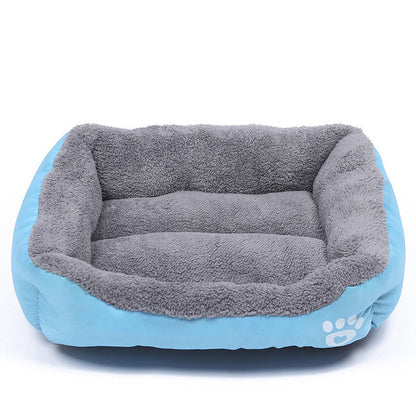 Cozy Pet Bed with Soft Fuzzy Lining