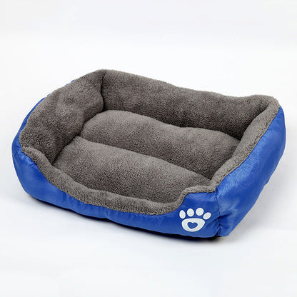 Cozy Pet Bed with Soft Fuzzy Lining