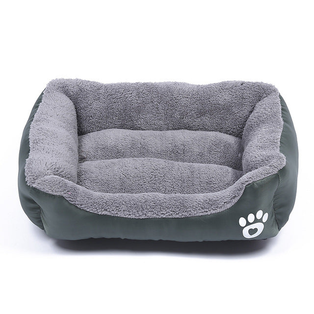 Cozy Pet Bed with Soft Fuzzy Lining