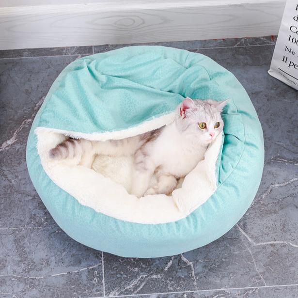 Soft Pet Bed with Plush Blanket for Cats and Dogs