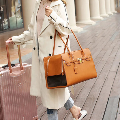 Fashionable Fake Leather Pet Purse