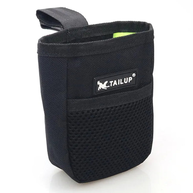 Convenient Pouch for Rewarding Dogs with Treats