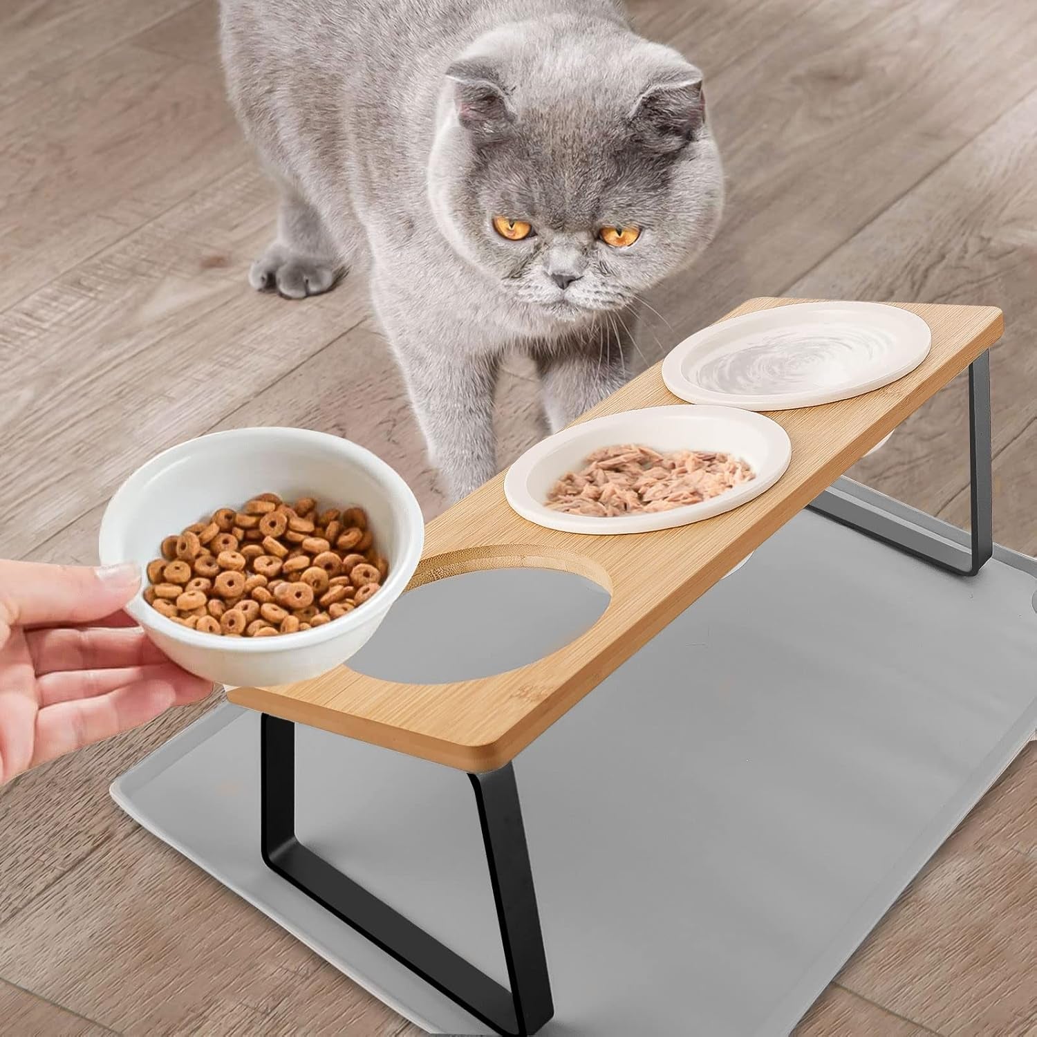 Cat Bowl, Ceramic Cat Food Bowls With 15° Tilted Wood Stand,Raised Cat Bowls for Food and Water, Bamboo Cat Feeding Station with Cat Food Mat for Cats and Puppy (3 Bowls with Stand)