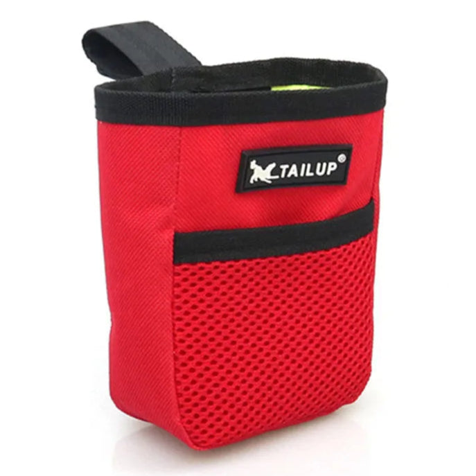 Convenient Pouch for Rewarding Dogs with Treats