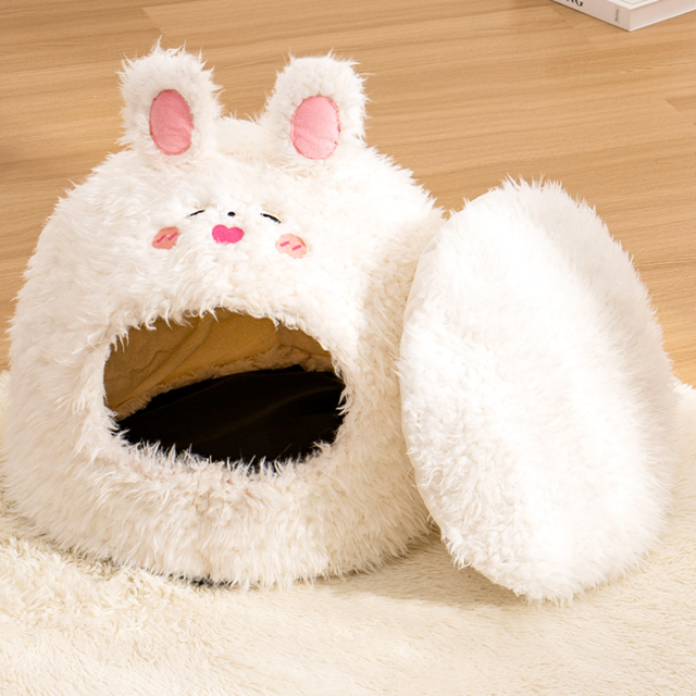 Cozy Pet Cat House Bed