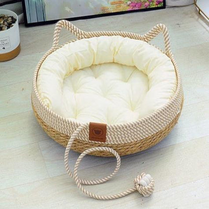 Natural Fiber Pet Bed Basket with Plush Cushion